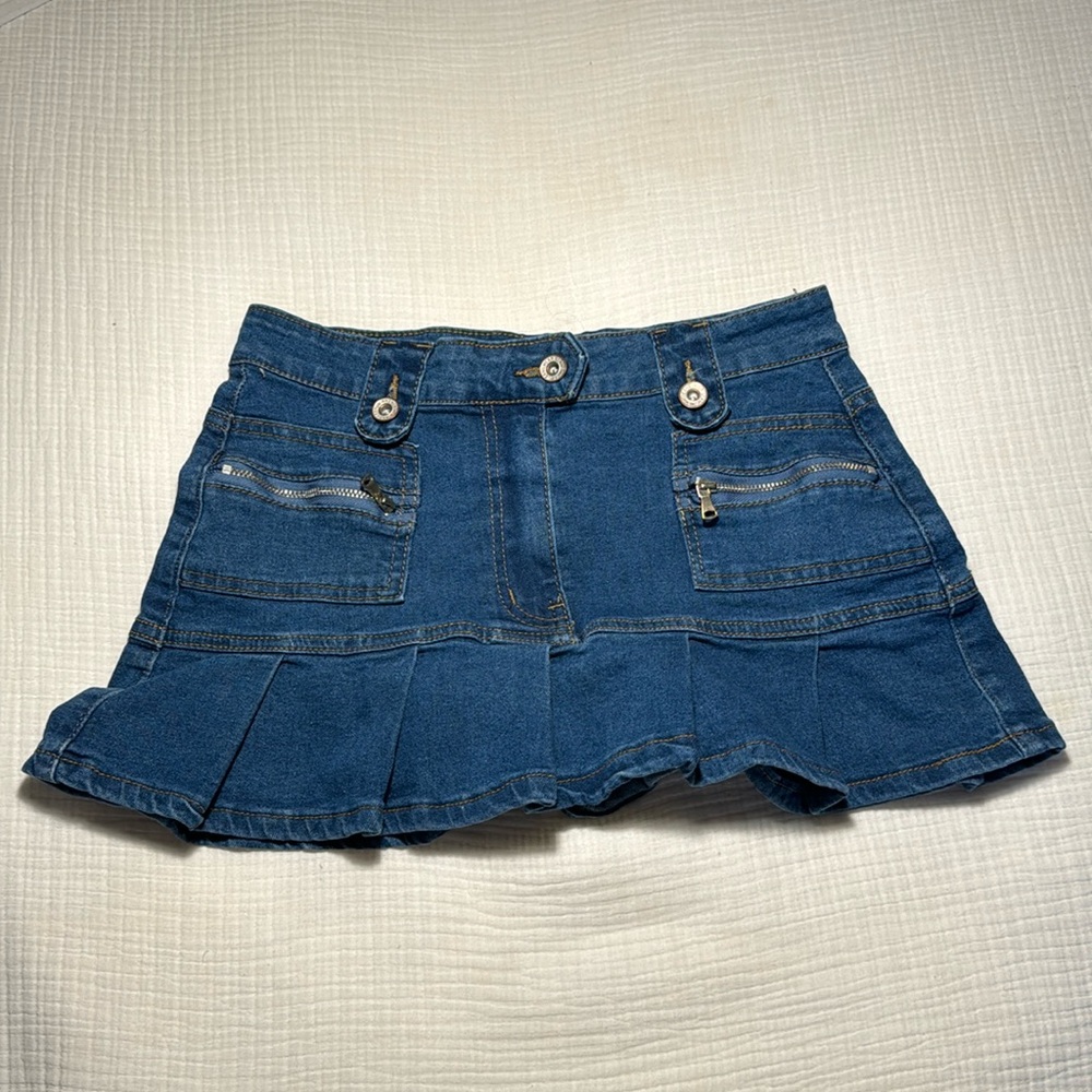 y2k mini skirt